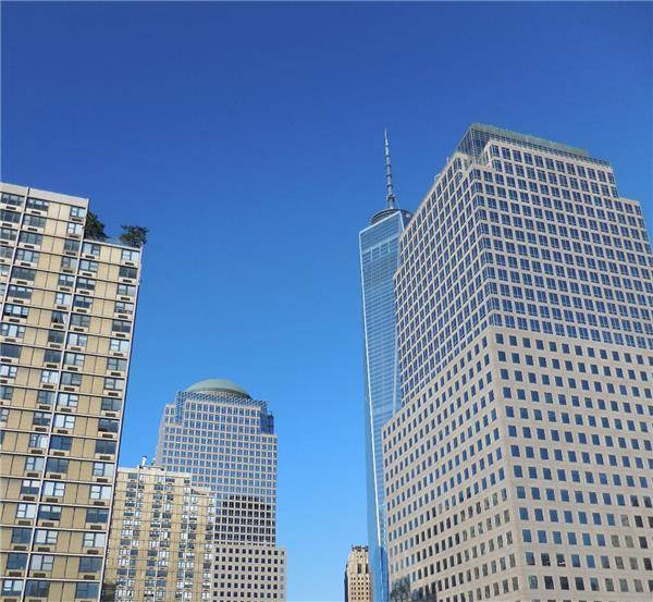 Foto del edificio - 333 333