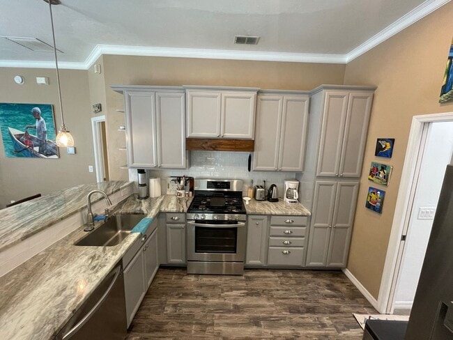 Building Photo - 3 br, 2 bath House - 5113 SW 103rd Way