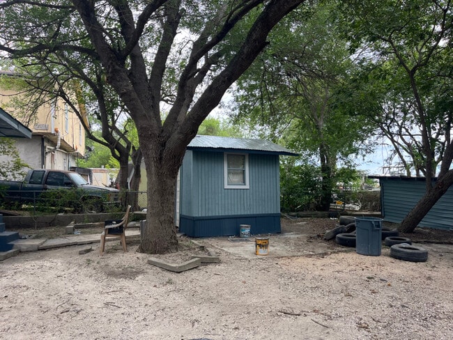 Building Photo - 353 Rusch Ln