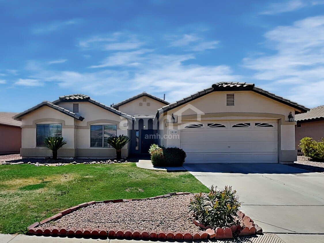 Primary Photo - 2510 N 106th Ave