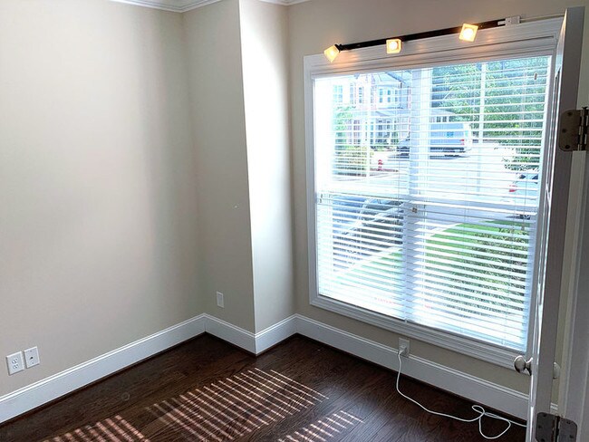 Foto del edificio - 544 Ledbetter Ct