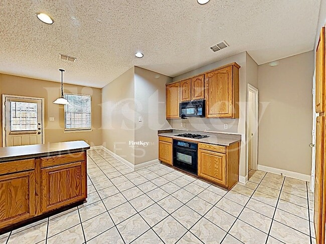 Building Photo - 2506 Neptune Cir