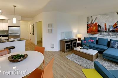 Building Photo - 18333 Bothell Way NE