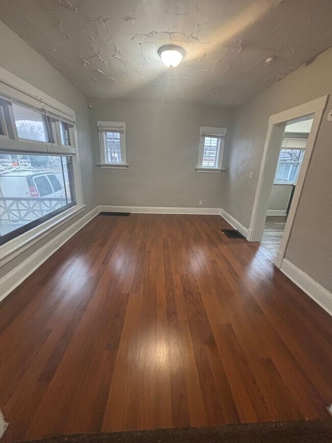 Foto del edificio - Cleveland East Side Single