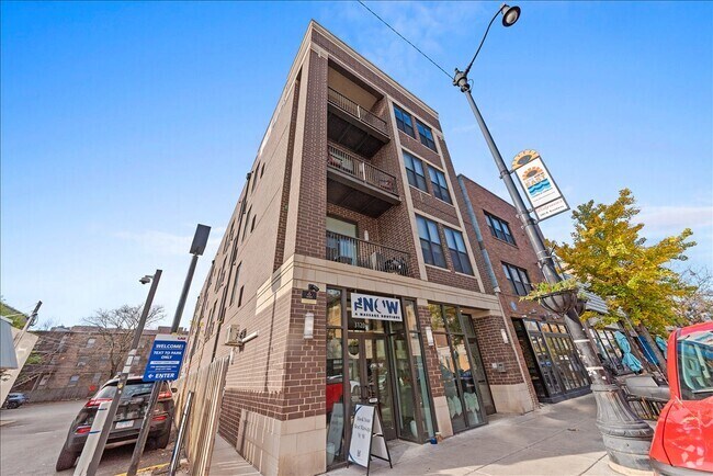 Building Photo - 3122 N Broadway