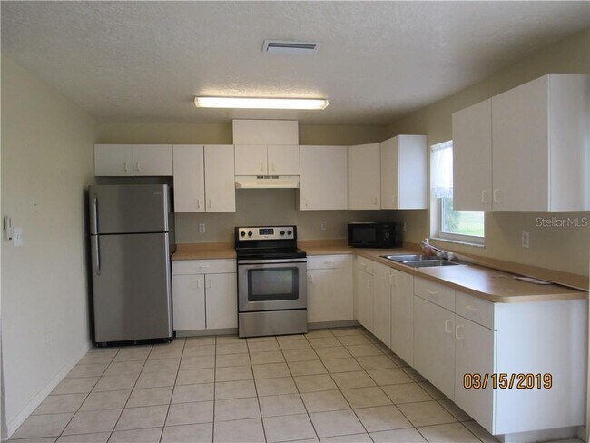 Building Photo - 344 San Carlos Dr