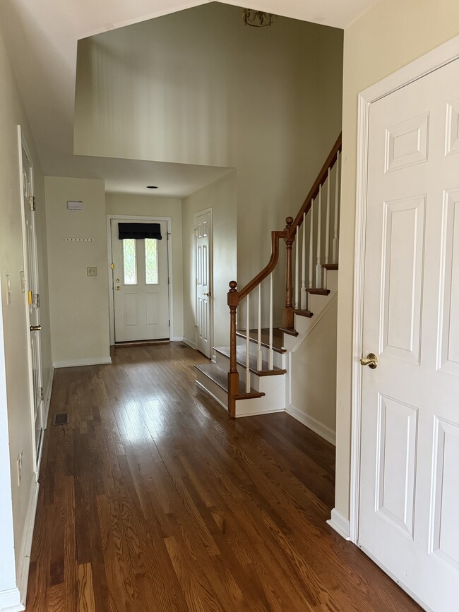 Building Photo - 429 Northstar Dr