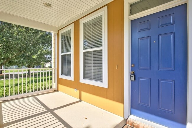 Photo - 4150 Four Oaks Blvd House