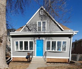 Building Photo - 838 F St