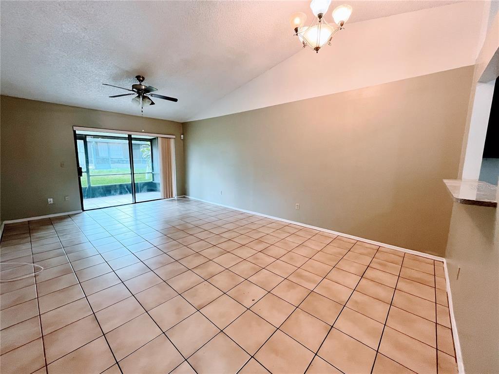 Building Photo - 62 Silver Oak Cir