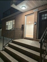 Building Photo - 126-03 172nd St