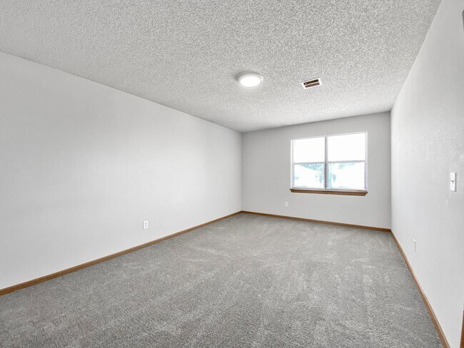Foto del edificio - 8710 NW 82 Terrace