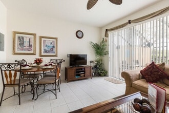 Building Photo - 7677 Fitzclarence St