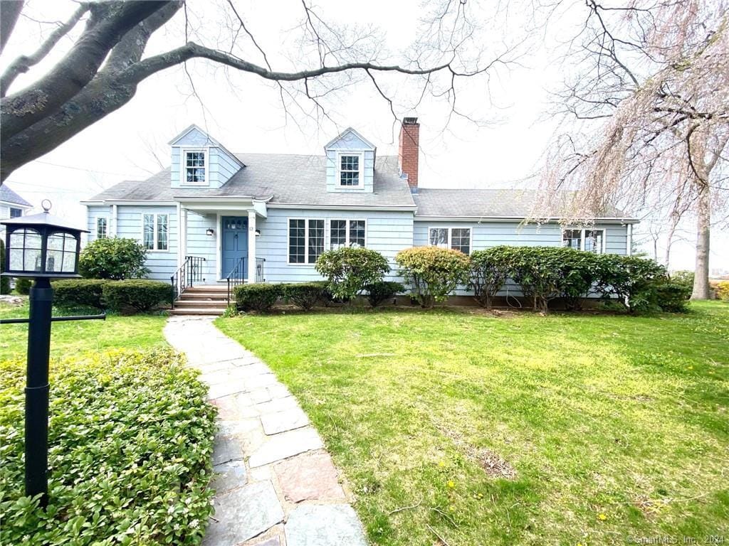 13 Fenway Rd, Branford, CT 06405 House Rental in Branford, CT
