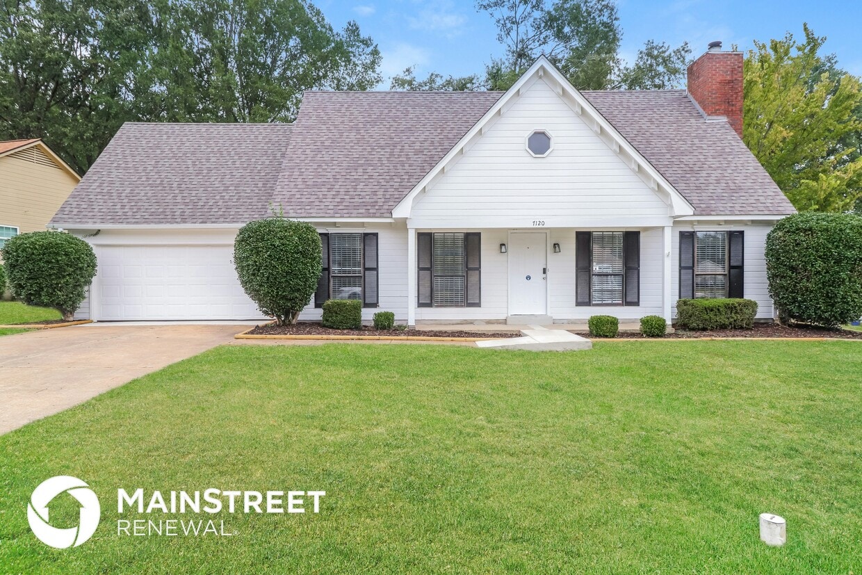 Primary Photo - 7120 Oak Forest Dr