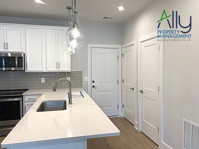 Foto del edificio - 822 Wesley Ln