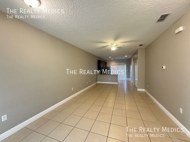 Foto del edificio - 765 Platypus Ct