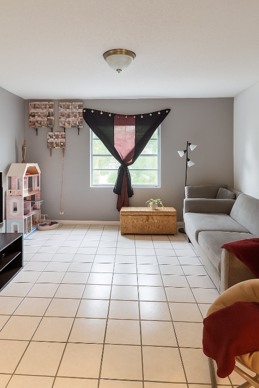 Foto del edificio - 3721 SW 60th Ave