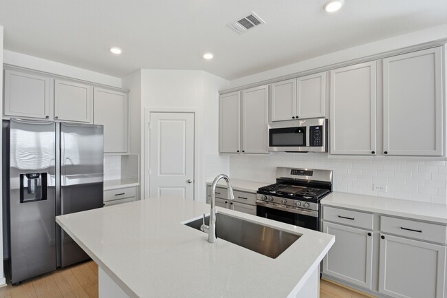 Foto del edificio - 21535 Banpo Bend Drive