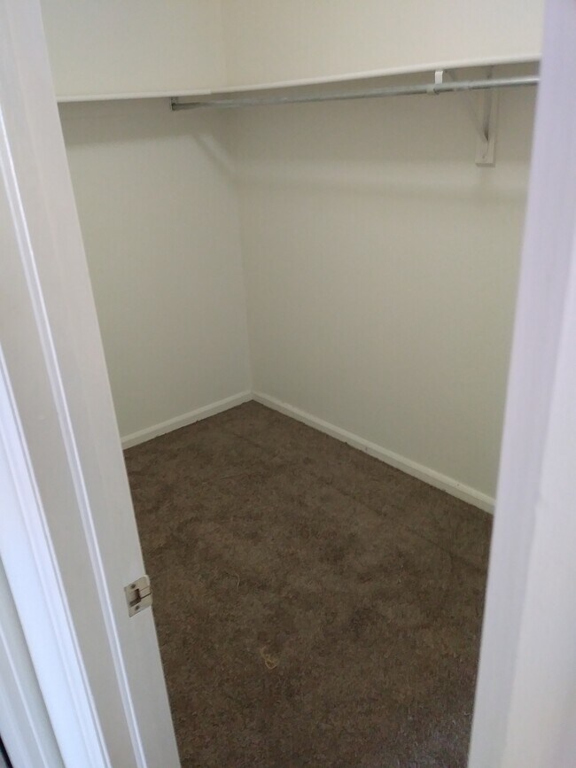 LargeWalk-in closet - 2727 Folsom St