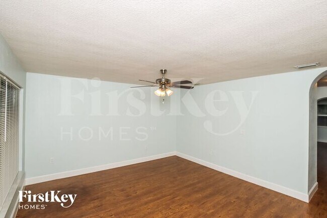 Foto del edificio - 2188 Leewood Blvd