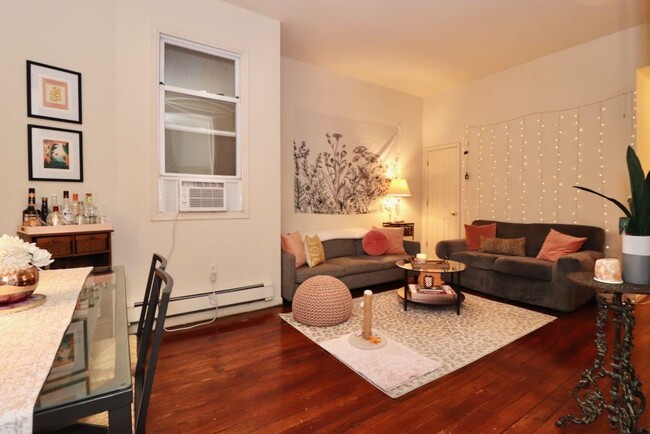 Foto del edificio - 1035 Washington St