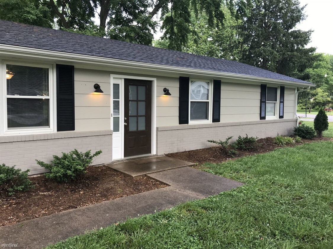 Primary Photo - 3 br, 2 bath House - 2752 Mohawk Dr