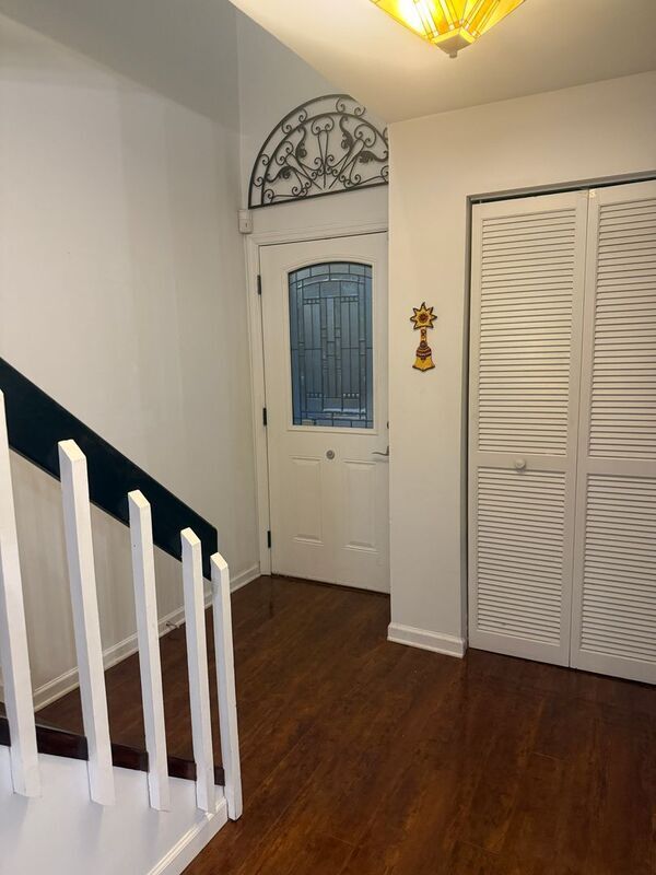 Building Photo - 955 Auburnview Dr