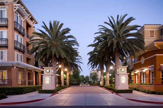 Building Photo - The Redwoods at North Park