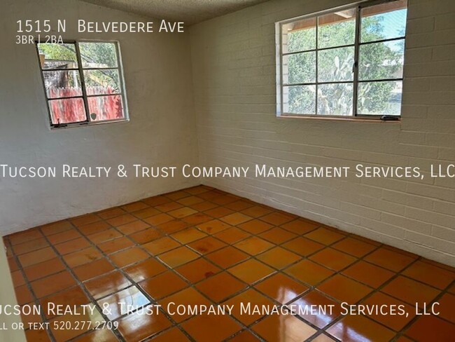 Building Photo - 3 Bedroom Single Family -Central Tucson