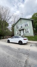 Building Photo - 113 Southview St