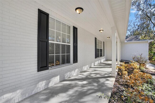 Foto del edificio - 11304 Balm Riverview Rd