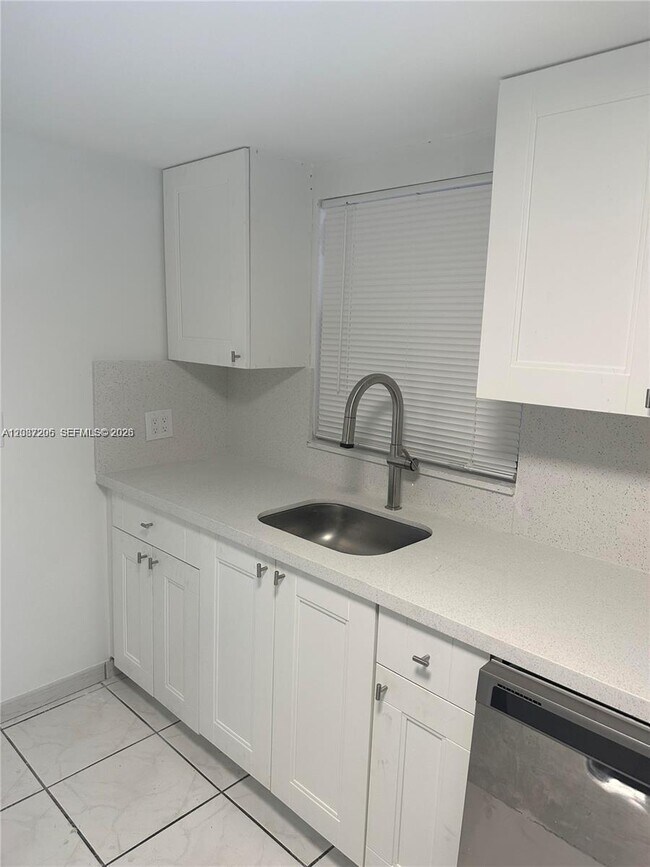 Foto del edificio - 1075 92nd St