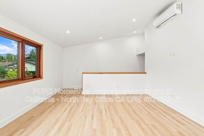 Foto del edificio - 5980 Melita Rd