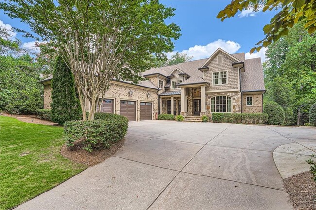 Building Photo - 4731 Lake Forrest Dr NE