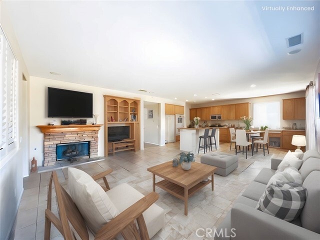 Primary Photo - 17231 Greentree Dr