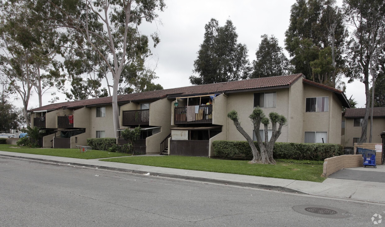 Building Photo - West Creek Apartments