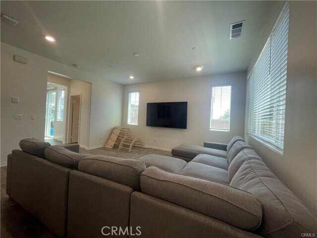 Foto del edificio - 3137 E Mt Rainier Drive