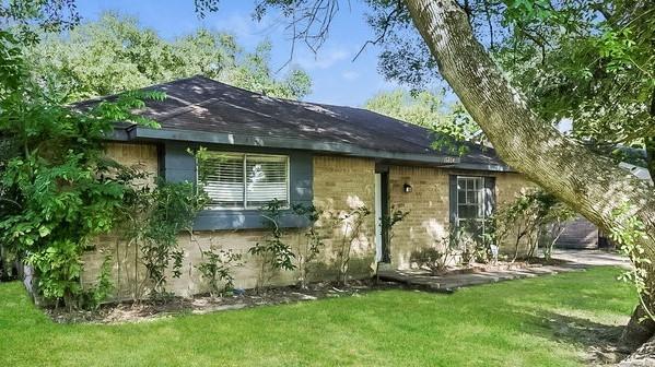Foto del edificio - 15234 Wickbriar Dr