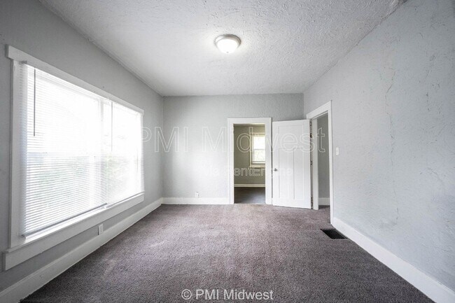 Foto del edificio - 1118 King Ave