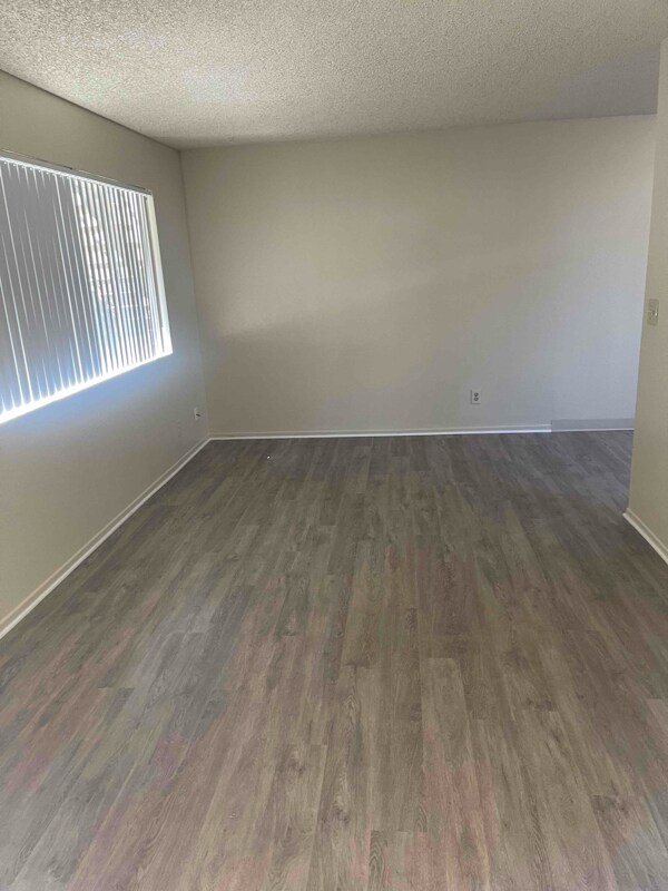Building Photo - 344 S Willie James Jones Ave