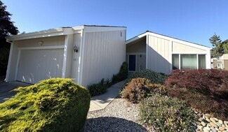 Building Photo - 801 Runningwood Cir