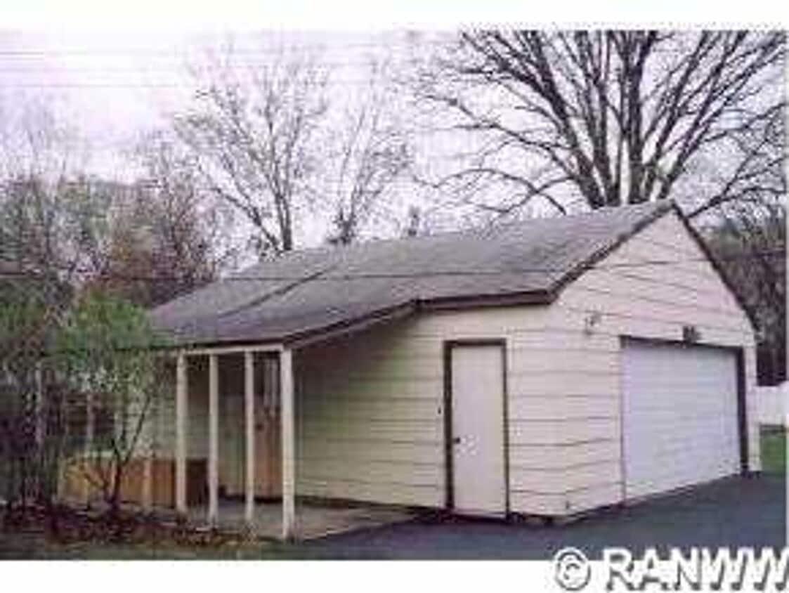 Building Photo - 3061 Neptune Ave