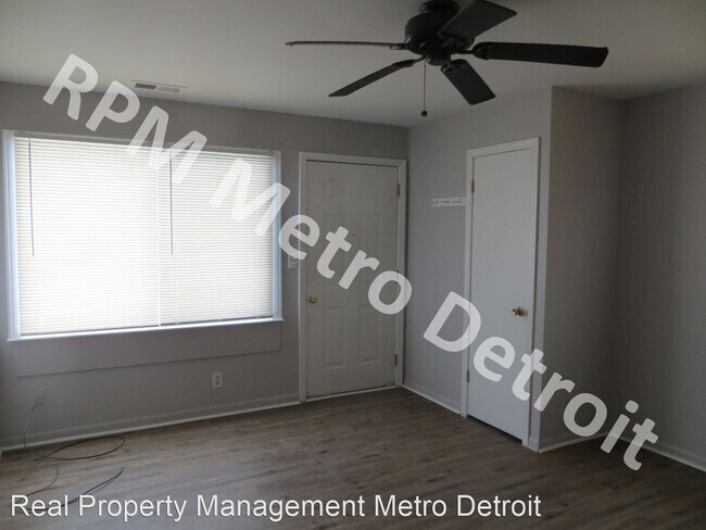 Building Photo - 3 br, 1 bath House - 20563 Delaware