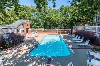 Building Photo - 1041 Wirewood Dr