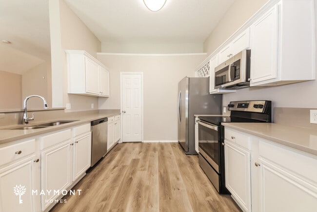 Building Photo - 1724 Green Terrace Dr