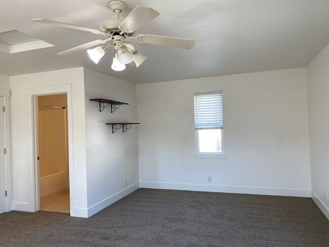 Foto del edificio - 2610 E 20th St