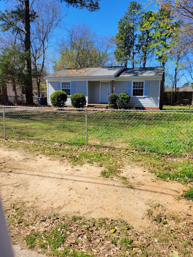 Foto del edificio - Charming 2br 1ba Home! Available Now!