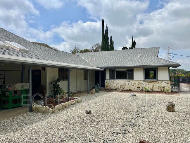 Building Photo - 11419 Caern Ave