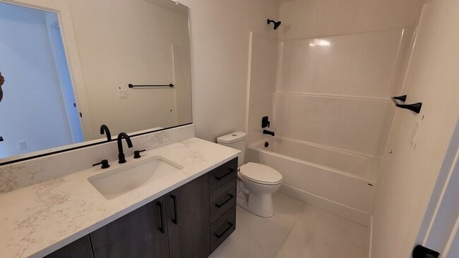 Foto del edificio - 4522 NE 59th Ave